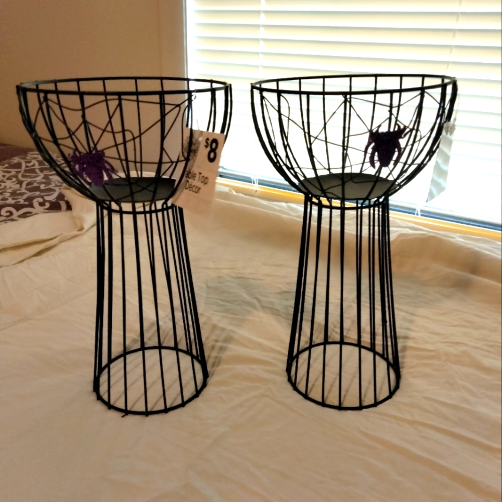 NWT  Pair (2)Halloween Decor black purple spider